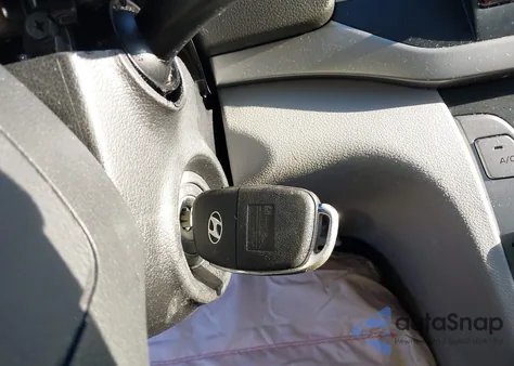 2017 Hyundai Elantra Se from USA, damaged, VIN 5NPD74LF6HH206085